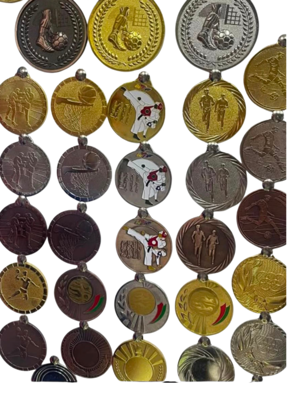 Design sans titre (33) Médaille de Récompense Or, Argent et Bronze